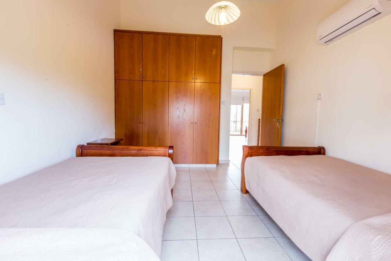 Villa Rina Paphos Exteriér fotografie